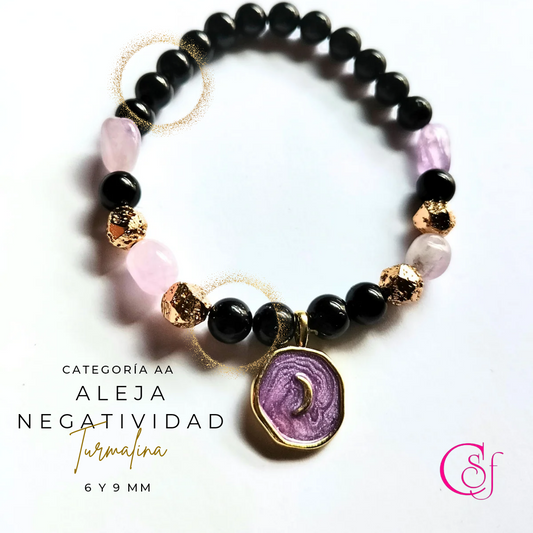 Pulsera de Turmalina SuperSeven y Roca volcánica