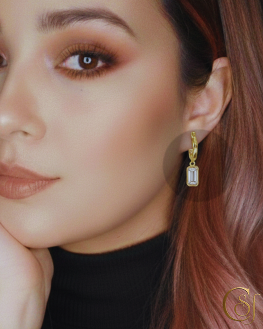 Mini Aros de Plata 925 Baño de Oro con Corte esmeralda de Moissanita 0.5ct