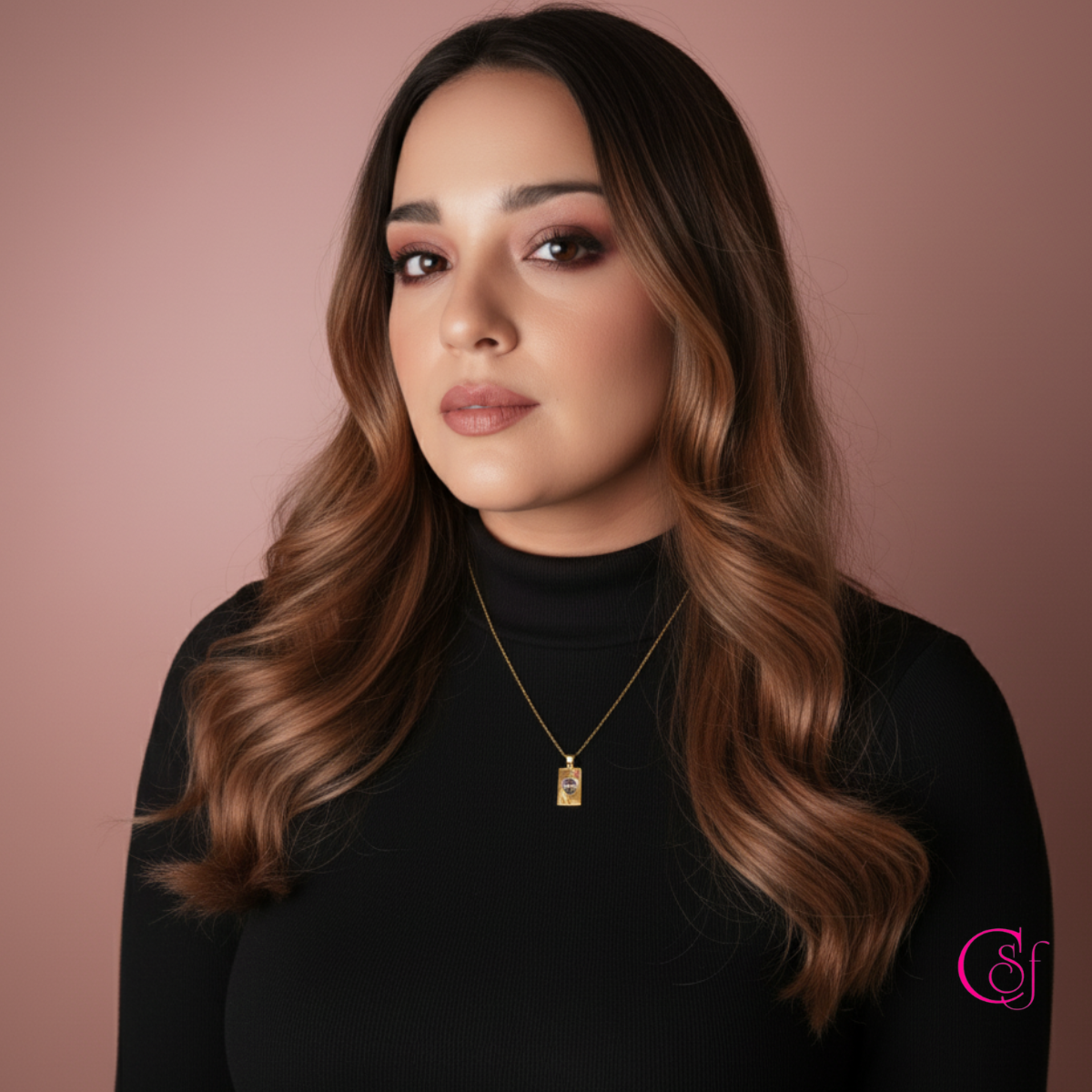 Collar Dorado CSF – “Orgullo Venezolano” Diseño de Autor en Acero Inoxidable