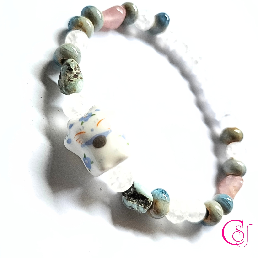 Pulsera MANEKI NEKO Larimar Cuarzos